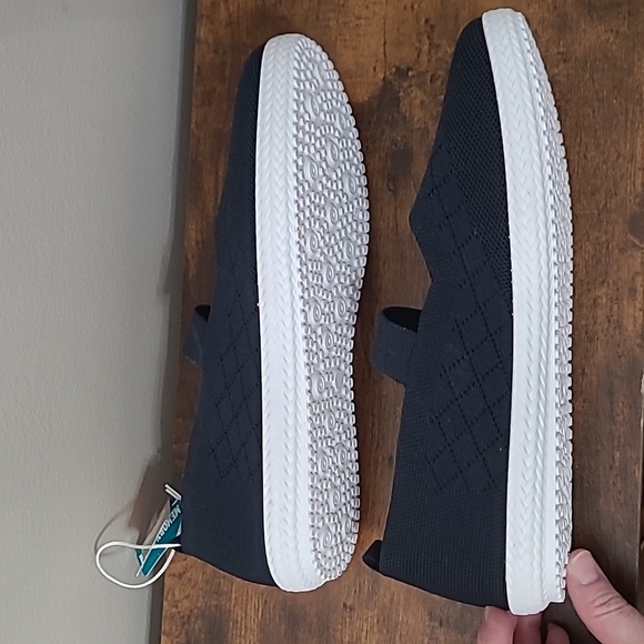 NWT Tommy Bahama Navy Blue Slip-on Mary Jane style shoes size 8.5 - Picture 4 of 10